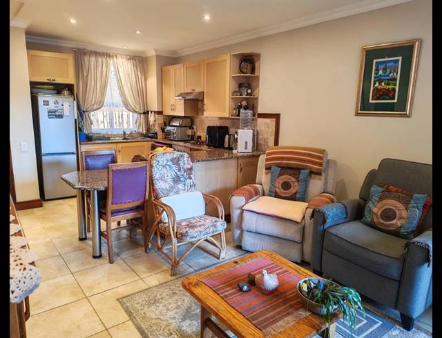 1 BEDROOM APARTMENT FOR SALE IN NEWLANDS